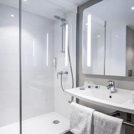 Ibis Budget Californie Lenval Hotel