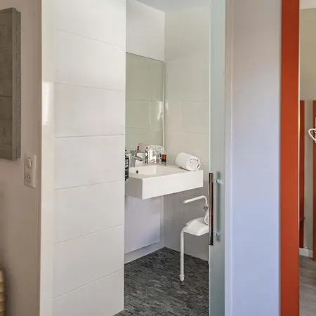 Hotel Ibis Budget Californie Lenval