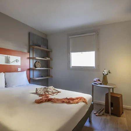Hotel Ibis Budget Californie Lenval 2*