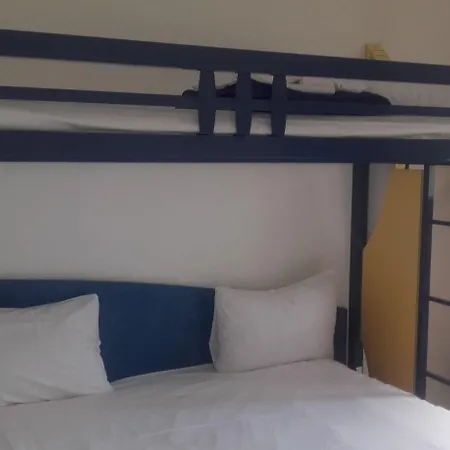 Ibis Budget Californie Lenval Hotel
