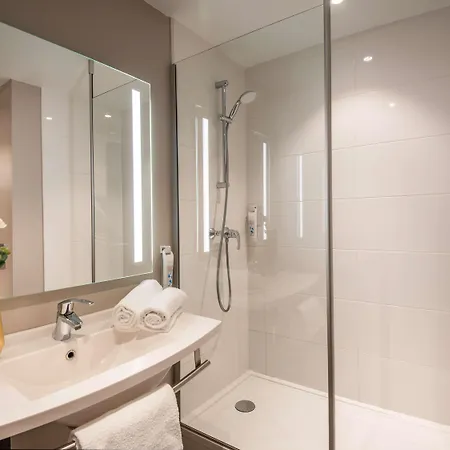 Hotel Ibis Budget Californie Lenval 2*