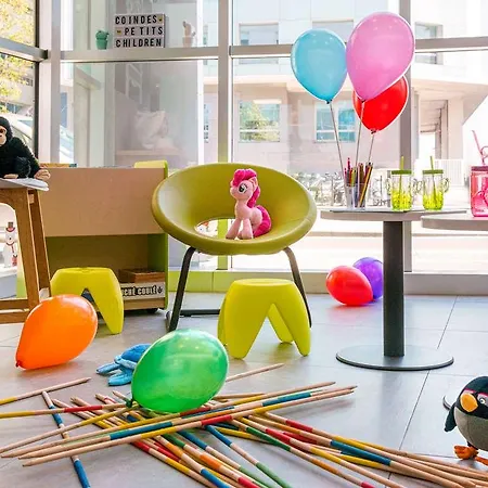 酒店 尼斯加利福尼莱瓦尔宜必思快捷酒店 尼斯