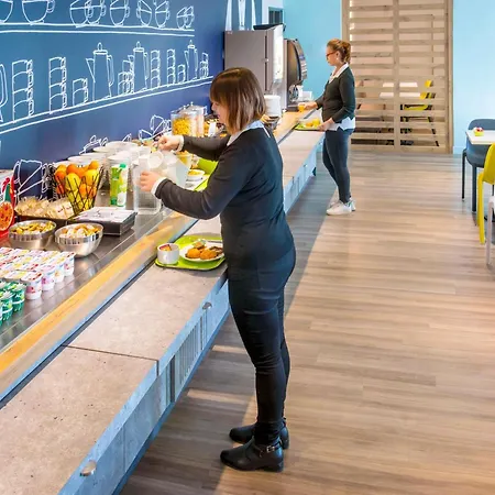 Ibis Budget Californie Lenval 2*