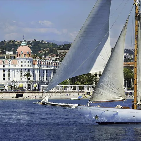 アイビス バジェット カルフォルニー レンヴァル ホテル