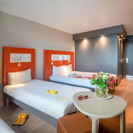 アイビス バジェット カルフォルニー レンヴァル 2* ニース