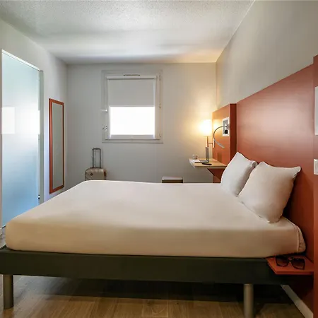 Ibis Budget Californie Lenval 2* Nicea