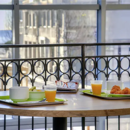 Ibis Budget Californie Lenval Hotel 2*