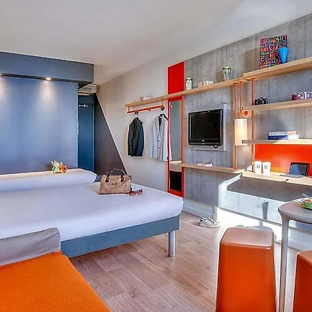 Ibis Budget Californie Lenval 2* Nicea