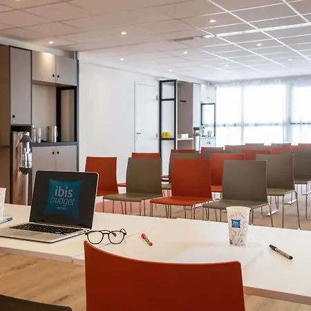 Ibis Budget Californie Lenval 2*
