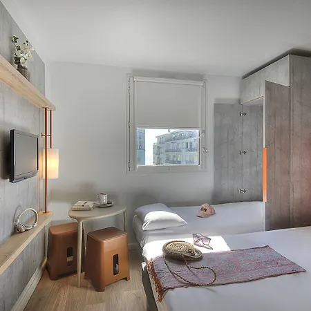 Ibis Budget Californie Lenval 2*
