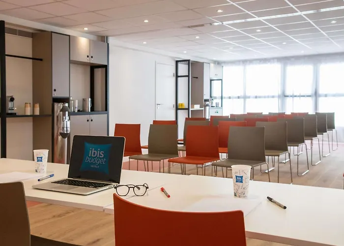 Ibis Budget Californie Lenval 2*