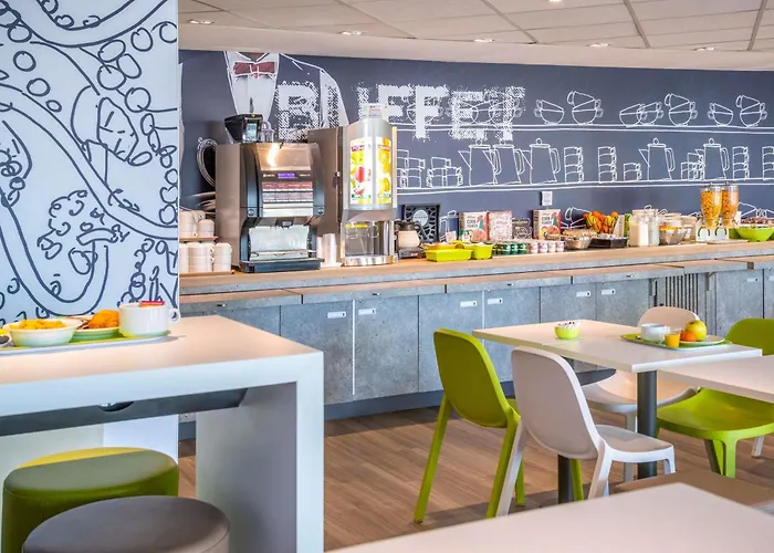 Ibis Budget Californie Lenval Hotell 2*