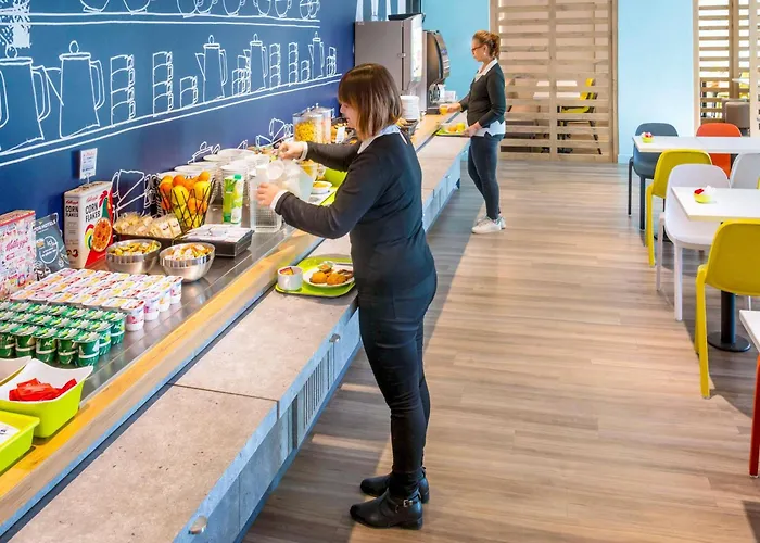 Ibis Budget Californie Lenval 2*