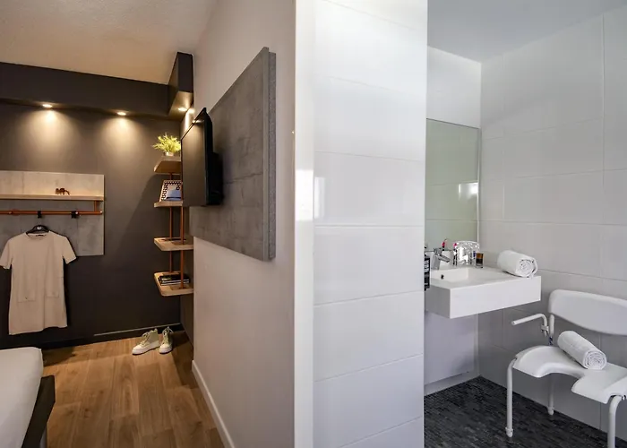 Hotell Ibis Budget Californie Lenval 2*