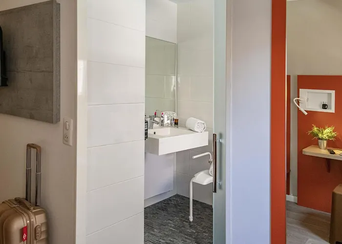 Hotell Ibis Budget Californie Lenval