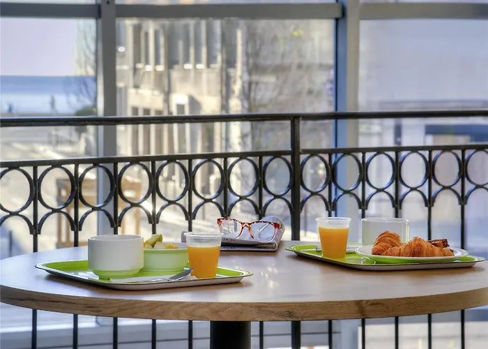 Hotell Ibis Budget Californie Lenval