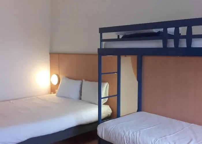 Ibis Budget Californie Lenval 2*