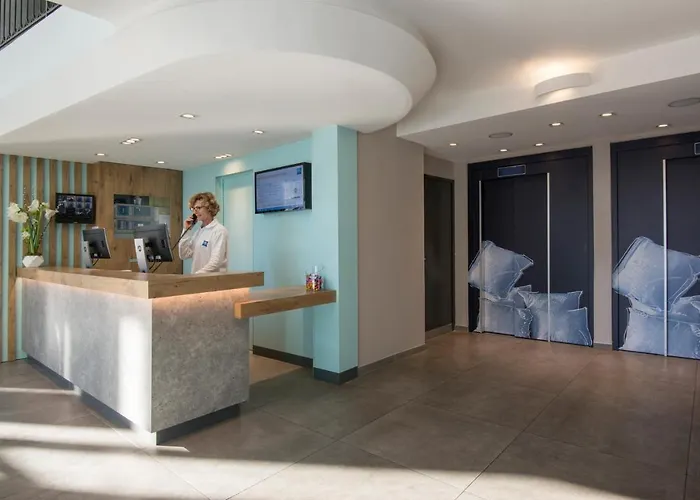 Ibis Budget Californie Lenval Hotell
