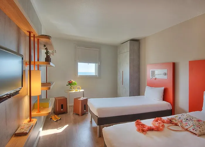 Ibis Budget Californie Lenval 2* Nice