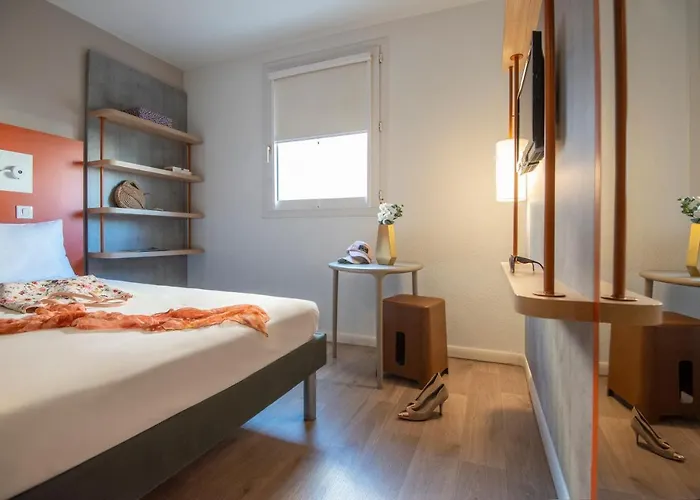 Ibis Budget Californie Lenval Hotell