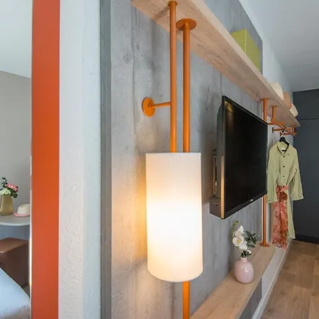 Ibis Budget Californie Lenval Отель 2*