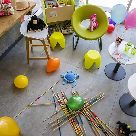 Отель Ibis Budget Californie Lenval