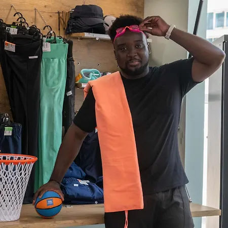 Отель Ibis Budget Californie Lenval