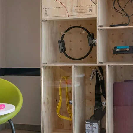 Отель Ibis Budget Californie Lenval 2*