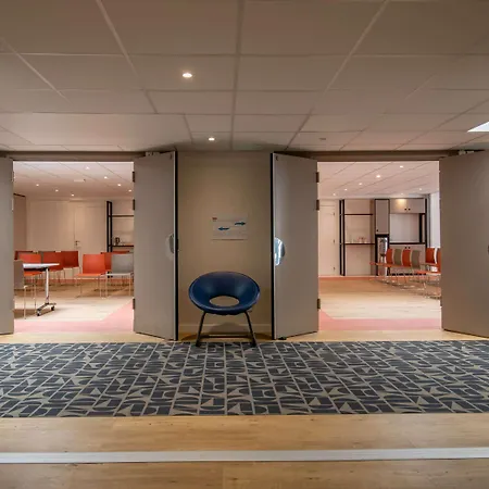 Ibis Budget Californie Lenval 2*