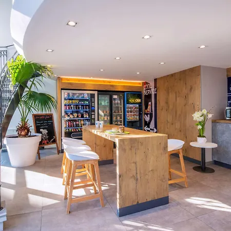 Ibis Budget Californie Lenval 2* Ницца