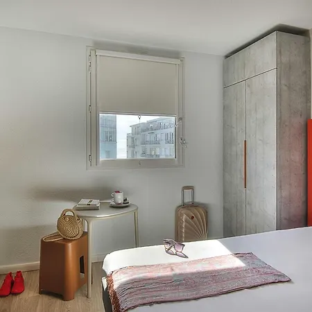 Ibis Budget Californie Lenval Hotel