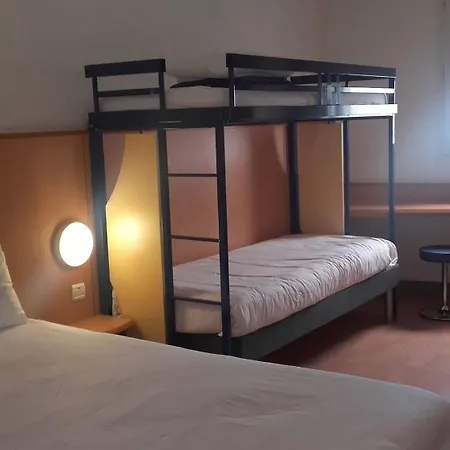 Отель Ibis Budget Californie Lenval 2*