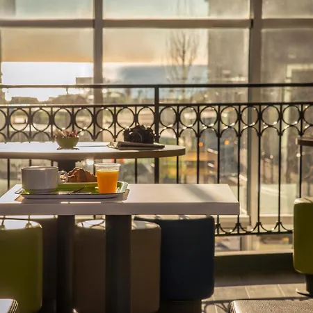 Ibis Budget Californie Lenval 2* Nizza